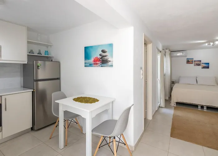 Apartment Lydia's West